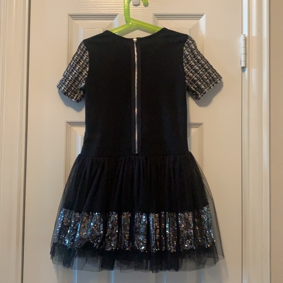 Hannah Banana Sequin Dress - Picture 5 of 5